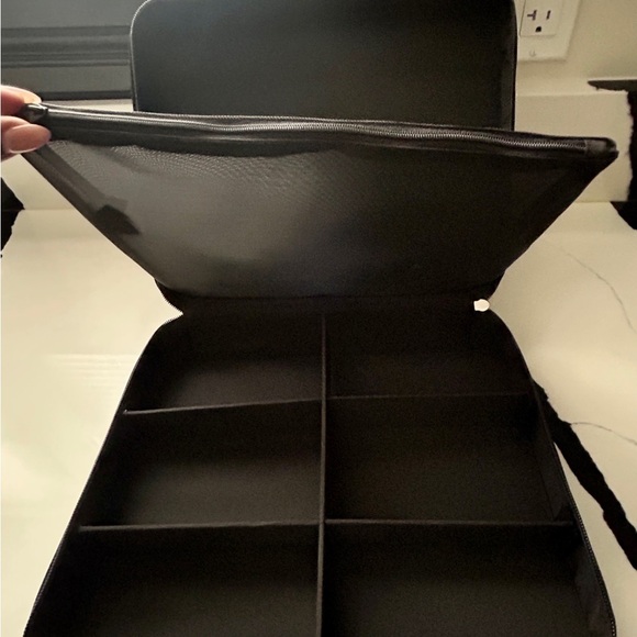 Christian Dior Houndstooth Beauty Travel Organizer - Picture 6 of 6